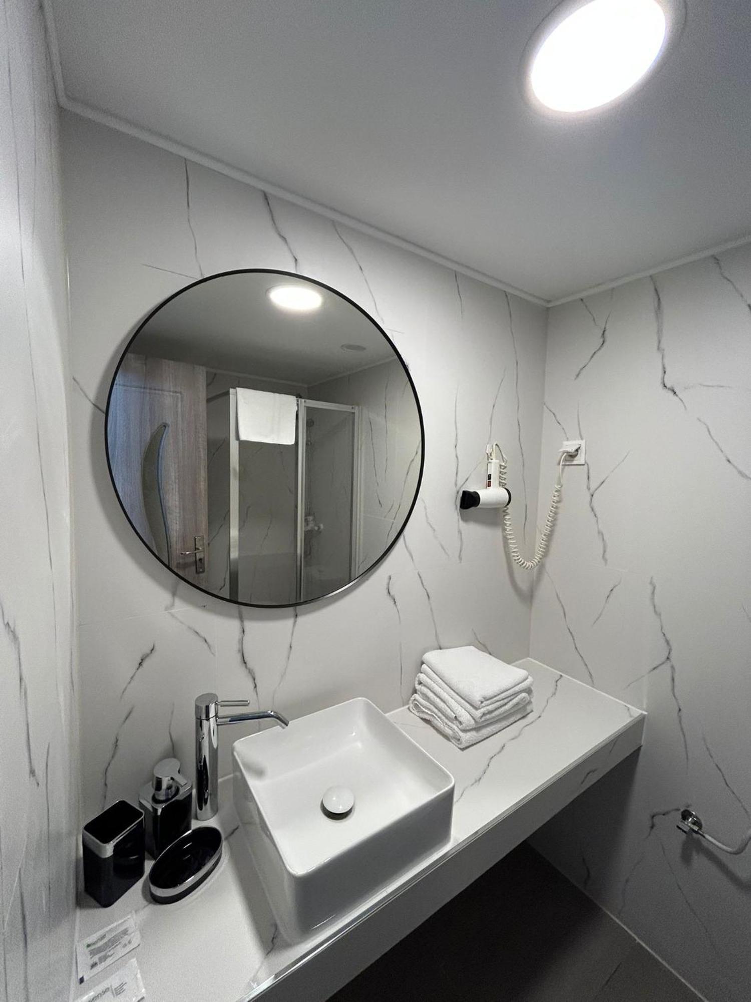סוסאבה Hotel Bucovina מראה חיצוני תמונה